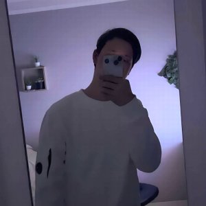 Hug_25
